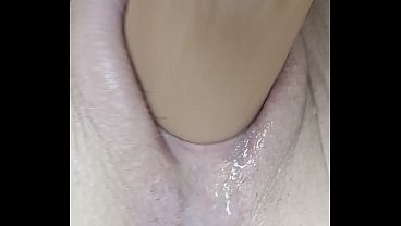 Naughtyhotkitten Molhada Com Pau Grande Esguichando